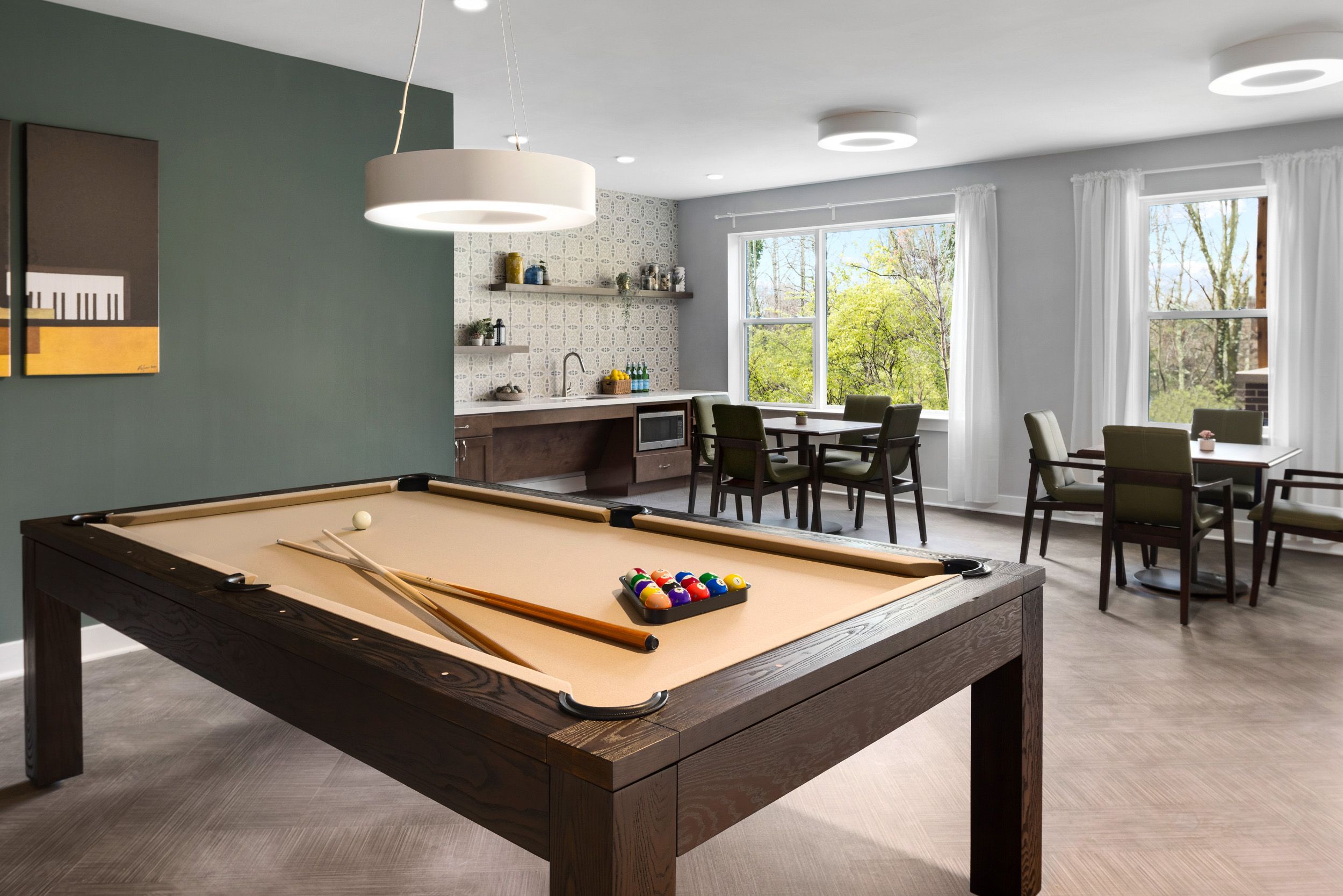 SB.Pool.Room